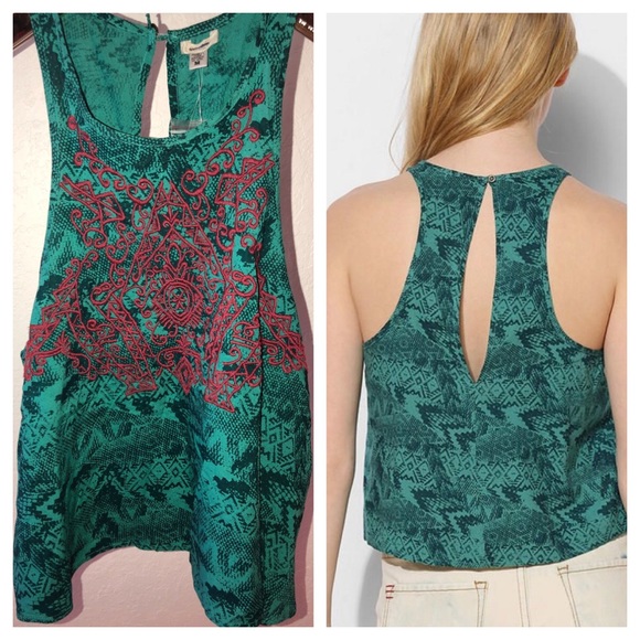 Urban Outfitters ECOTE Halter Crop Tank Top Sz M - Picture 1 of 8